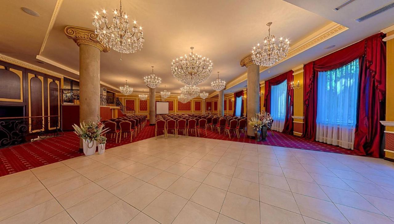 Elena And Wellness Hotel