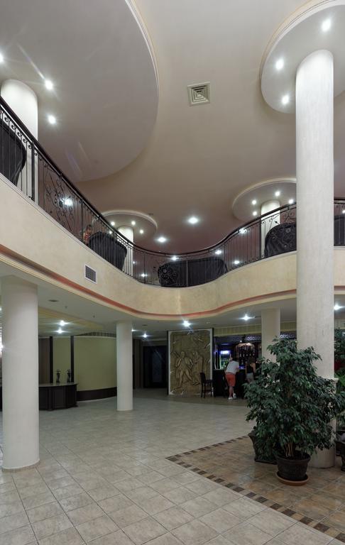 Hotel Elena And Wellness 4*