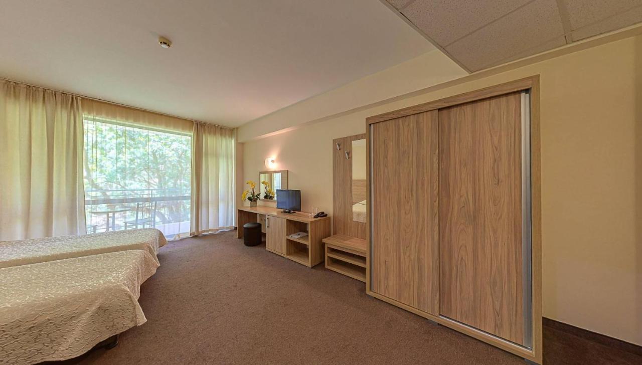 Elena And Wellness 4* Golden Sands